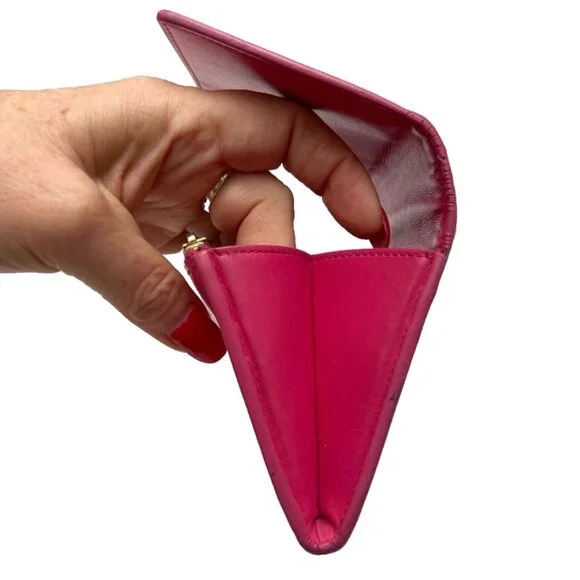 Yves Saint Laurent Pink caviar Leather Bi-fold Long Wallet - Picture 8 of 15